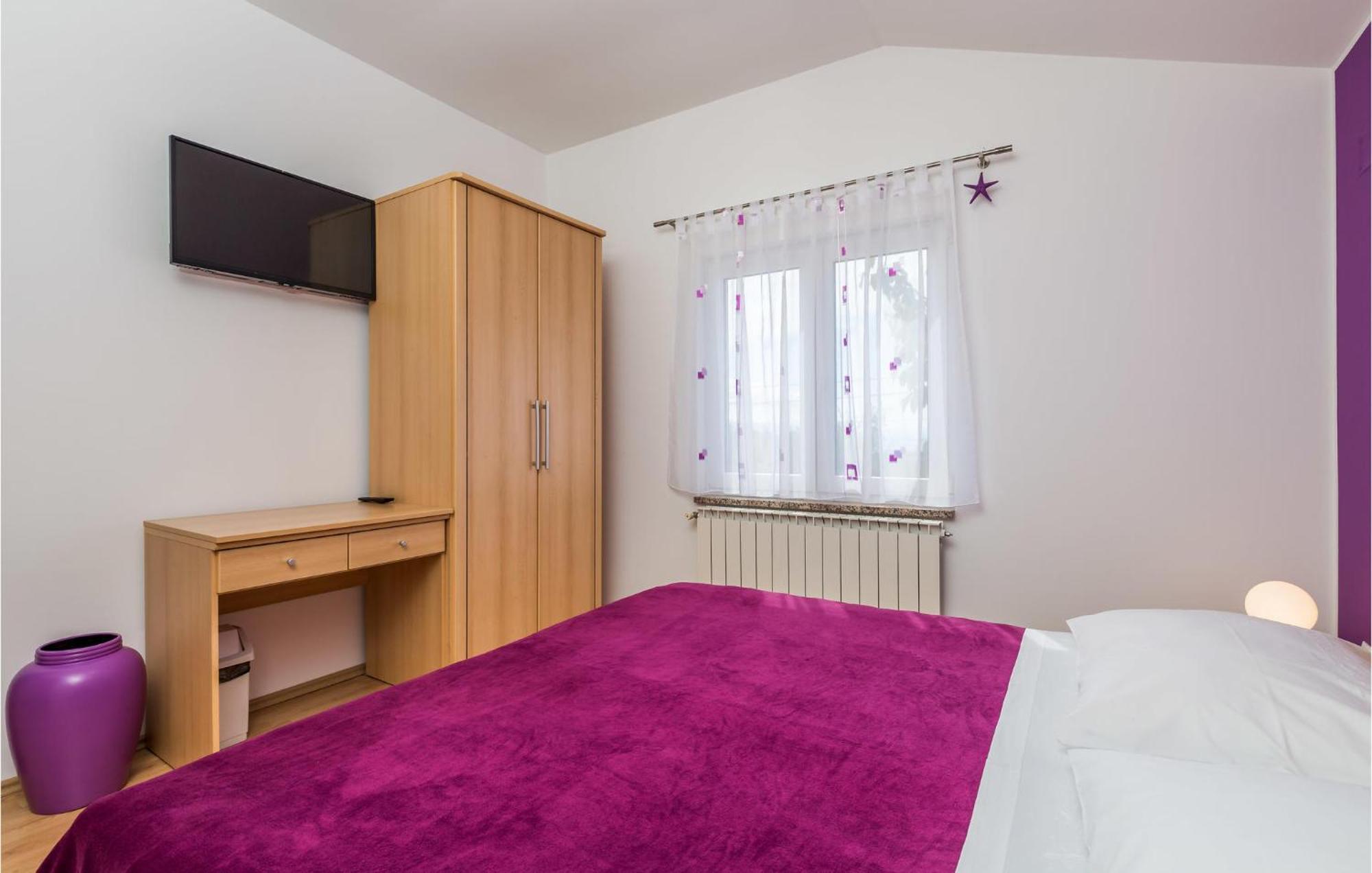 2 Bedroom Beautiful Apartment In Rukavac Rukavac  Εξωτερικό φωτογραφία